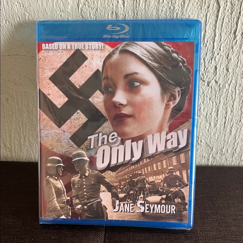 # 0565 + The Only Way Blu-ray Disc